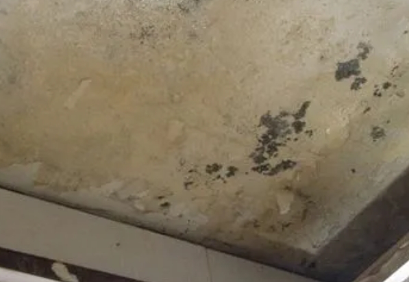 鹿寨阳台漏水维修公司分享下鹿寨卫生间渗水维修需要注意哪些问题。